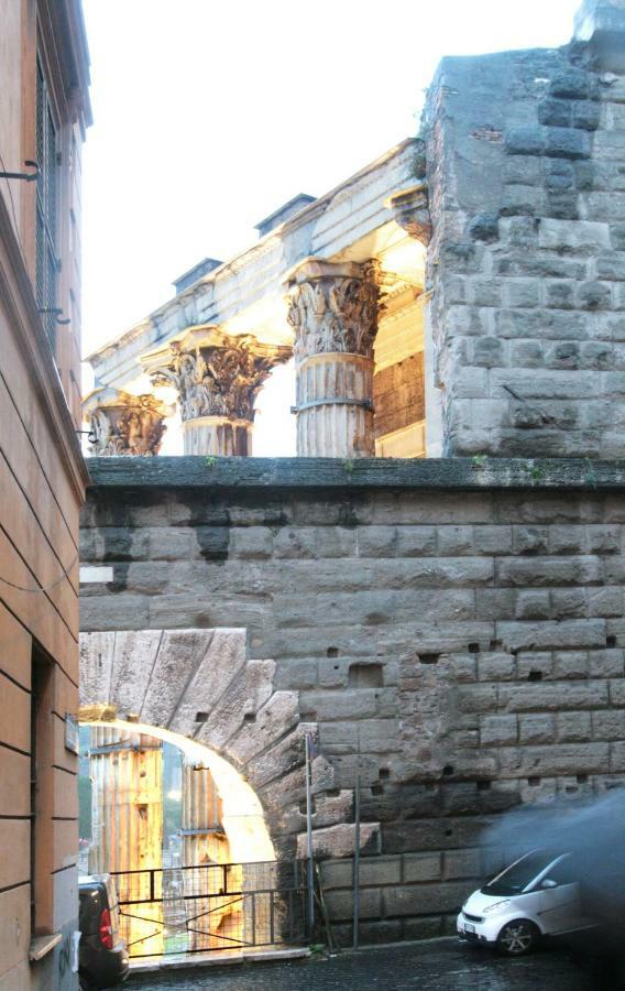 Roma Center Fori Imperiali Raffy'S Charming Suite Exteriör bild