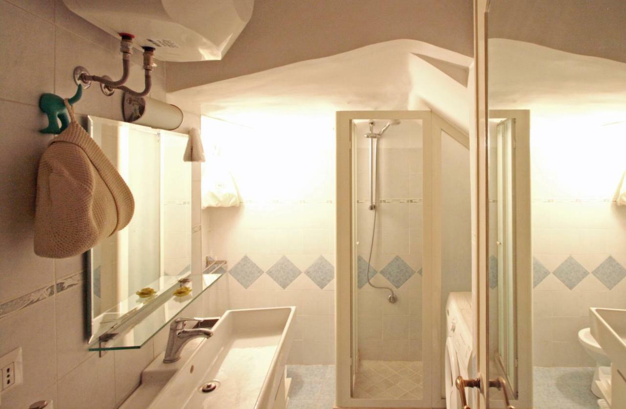 Roma Center Fori Imperiali Raffy'S Charming Suite Exteriör bild