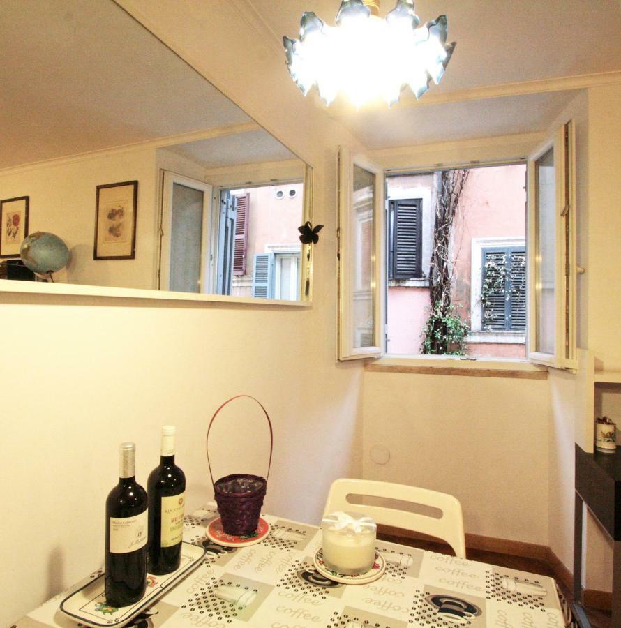 Roma Center Fori Imperiali Raffy'S Charming Suite Exteriör bild